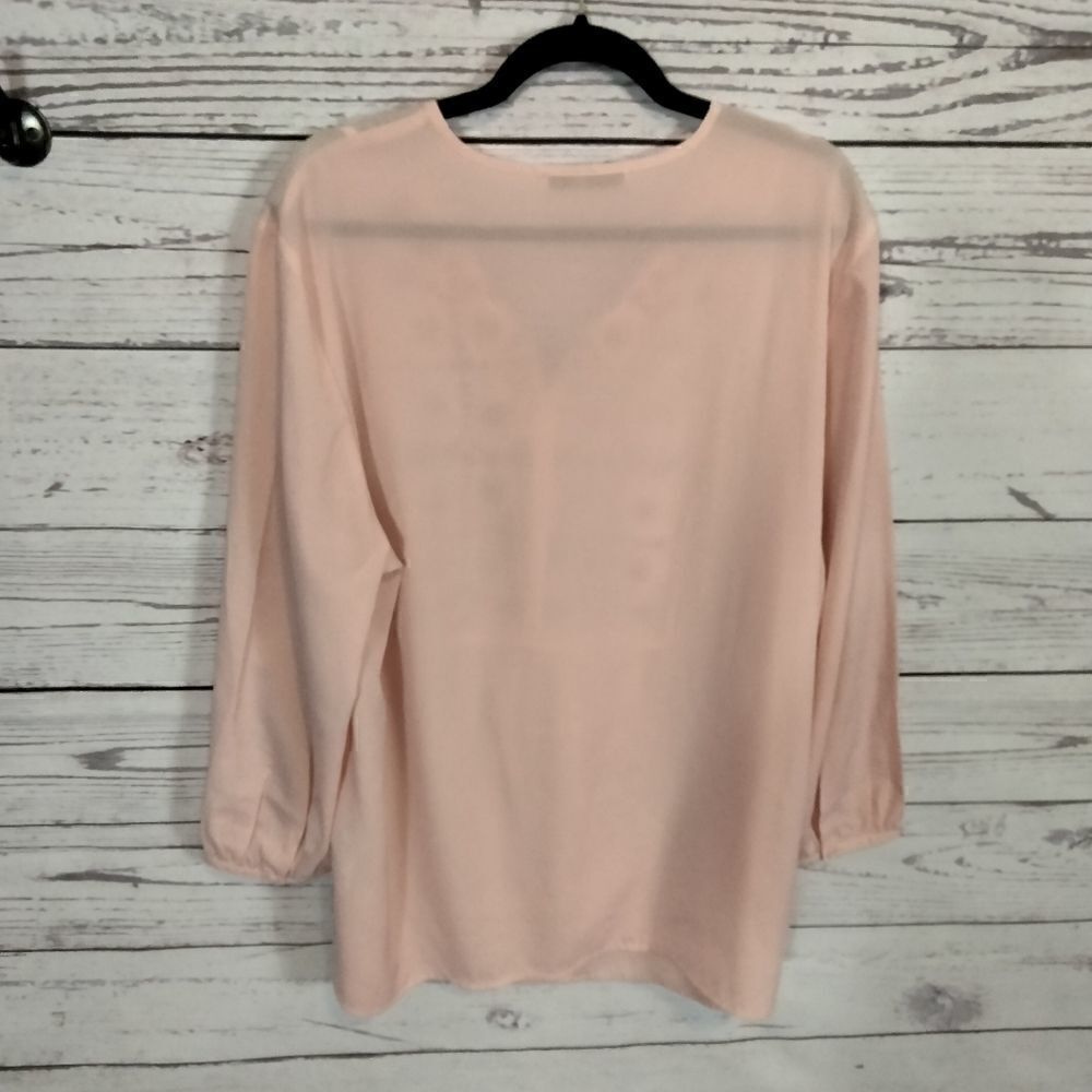 " Signature Collection" woman's blouse - Picture 4 of 8